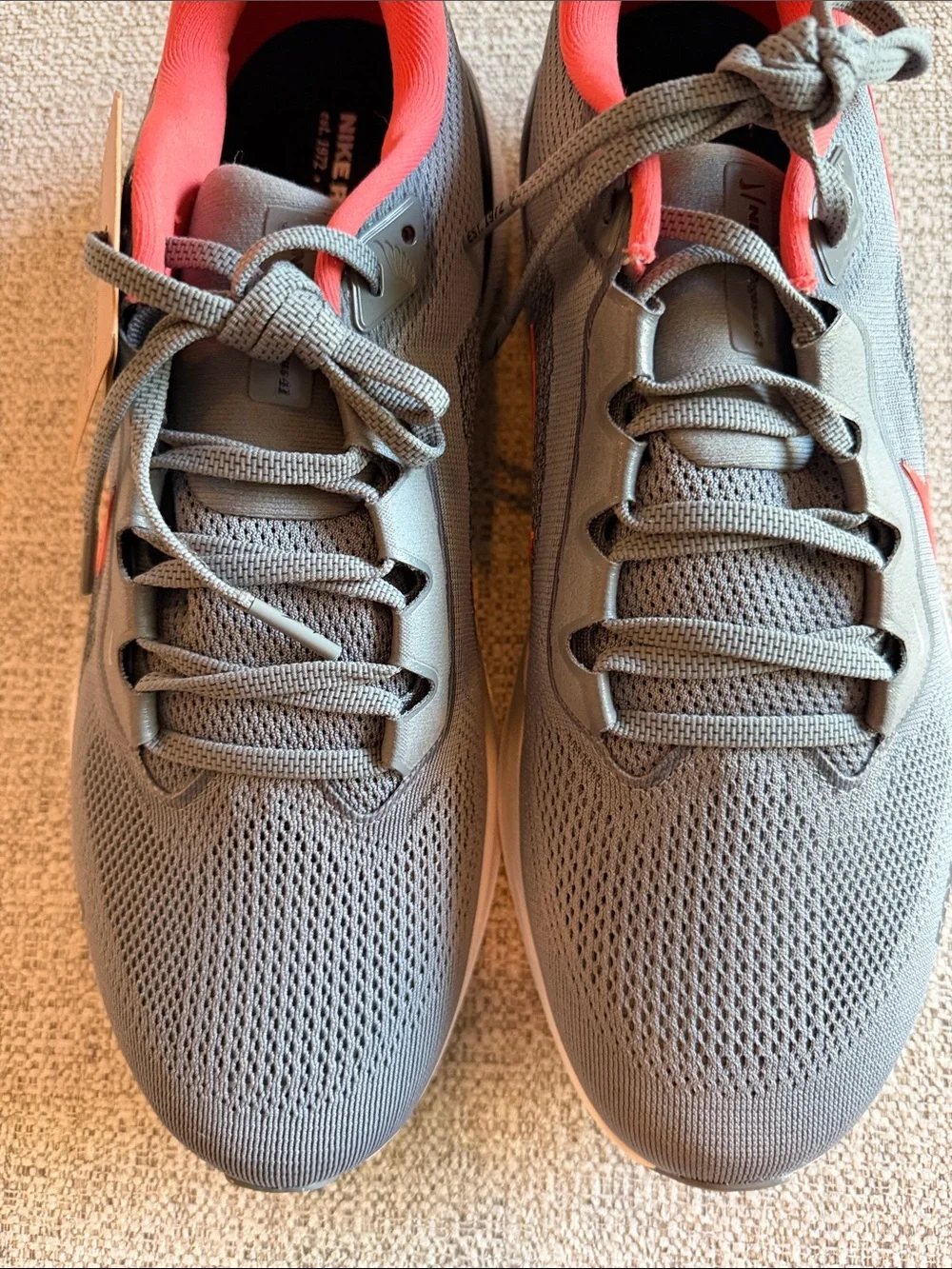 Nike Air Max Air Zoom Men’s Gray Athletic Running Shoes Custom NIB